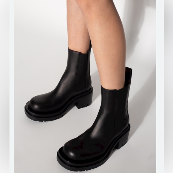 Bottega Veneta Black Ankle Boots - Picture 7 of 7